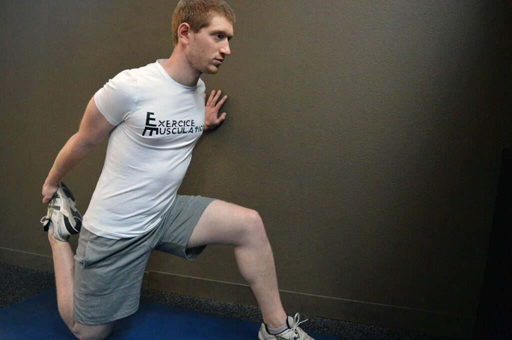 Comment effectuer les étirements des quadriceps pour une récupération optimale