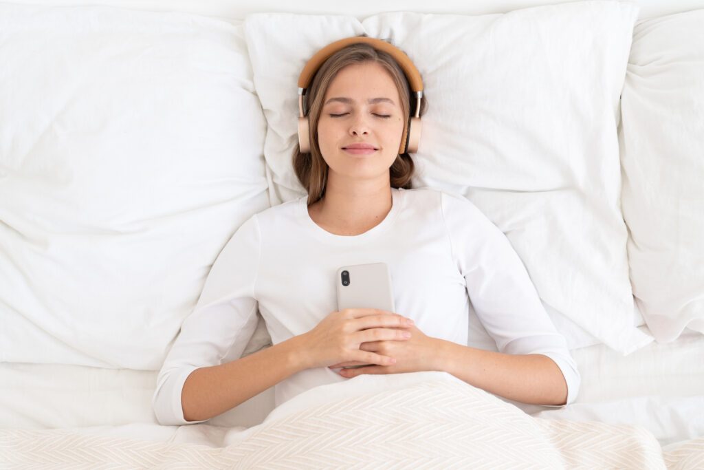 Combien de temps faut-il écouter des bruits blancs pour favoriser le sommeil chez les adultes ?