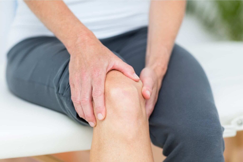 Les causes les plus courantes de la douleur au genou chez les footballeurs