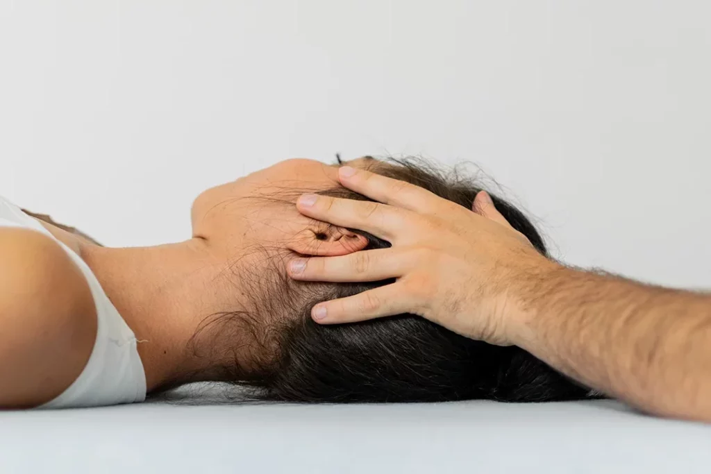 Les Effets Secondaires de l’Ostéopathie Crânienne : Ce que Vous Devez Savoir