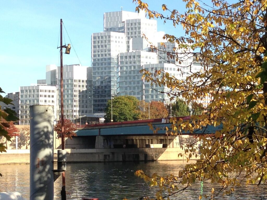 Pourquoi présentez mes services dans un annuaire professionnel à Boulogne-Billancourt ?