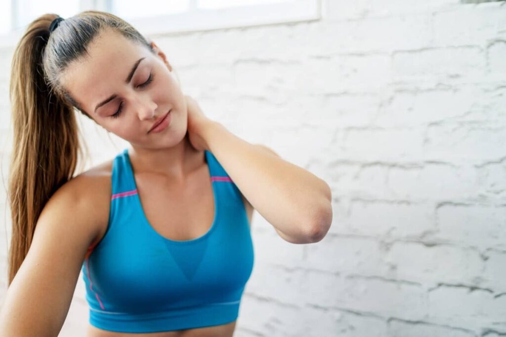 Comment les douleurs cervicales peuvent-elles causer une gêne respiratoire ?