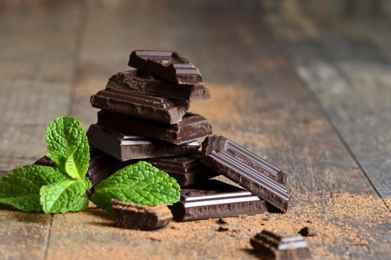 Le chocolat noir peut-il être inclus dans un régime?
