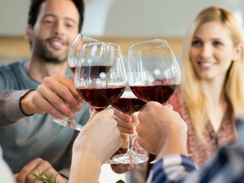 Pourquoi l’alcool me rend heureux ?
