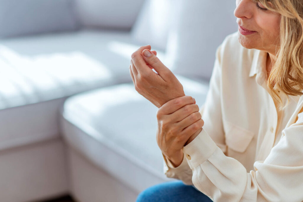 Arthrose cervicale et sinusite : y a-t-il une connexion ?