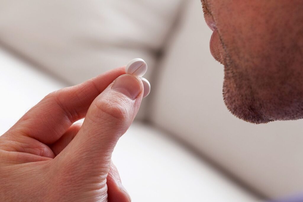Comment l’ibuprofène peut affecter votre santé à long terme ?