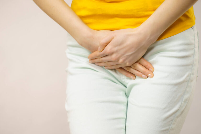 Sang dans les urines : un symptôme fréquent des infections urinaires et de leur impact sur la santé