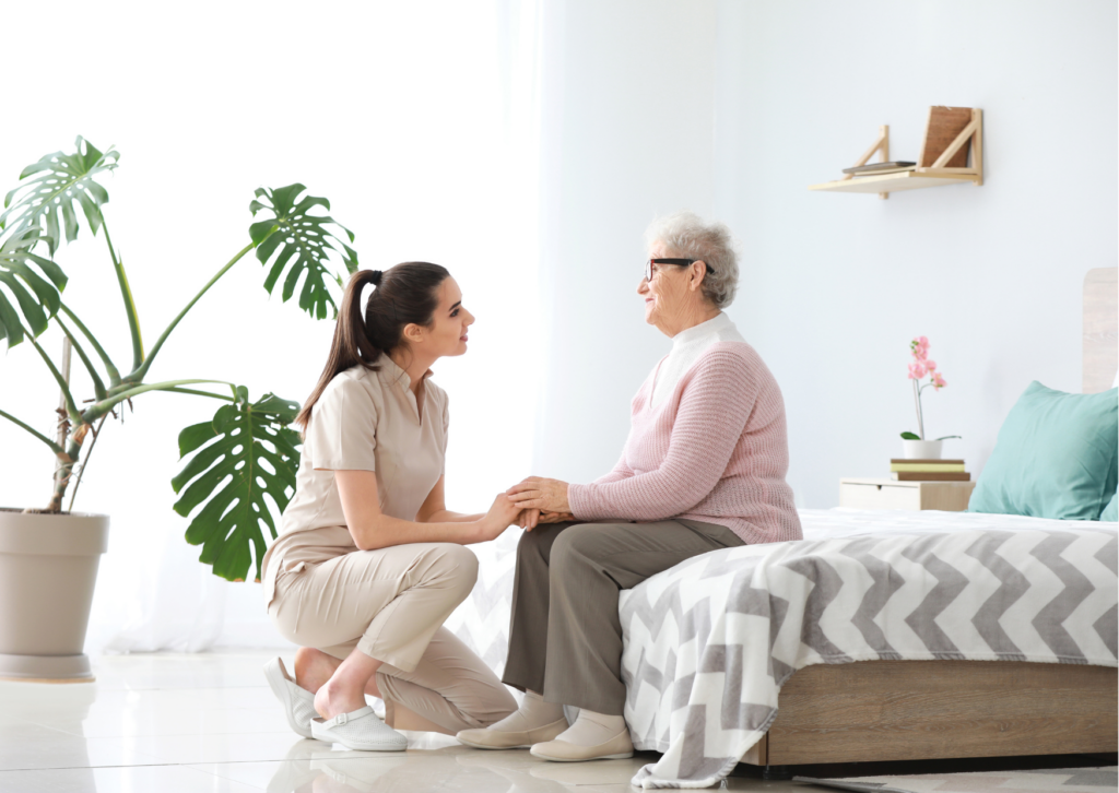 Comment rendre une maison plus sûre pour le maintien à domicile des personnes âgées ?
