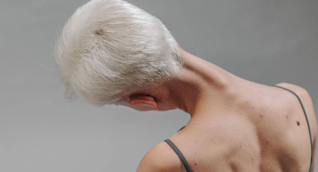 Douleurs aux cervicales : quelle signification émotionnelle ?