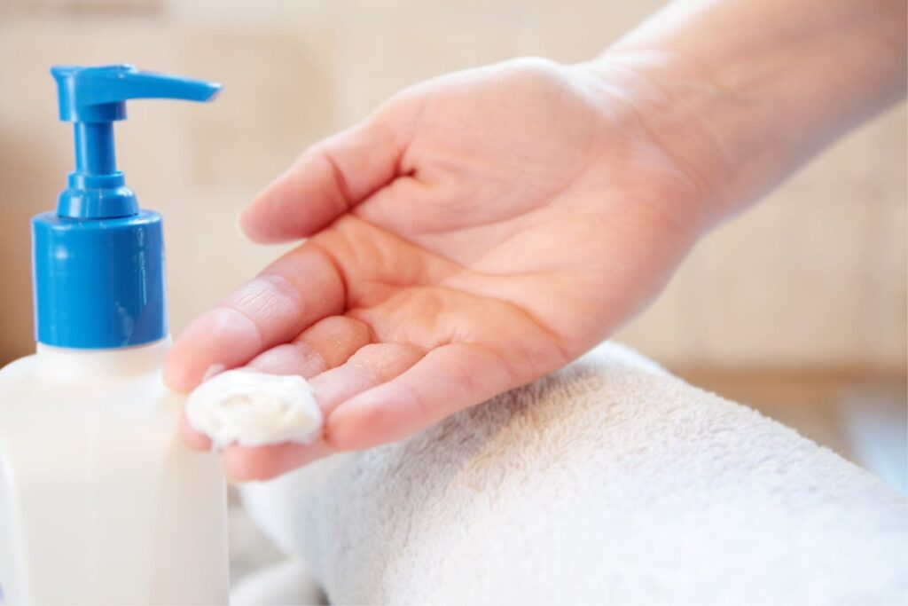 Remède naturel pour soigner les mains très sèches et abîmées
