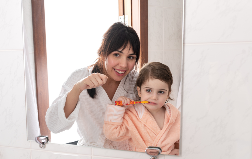 Découvrez comment intégrer facilement la santé bucco-dentaire à votre routine de bien-être au quotidien, pour un sourire sain et une hygiène de vie globale.