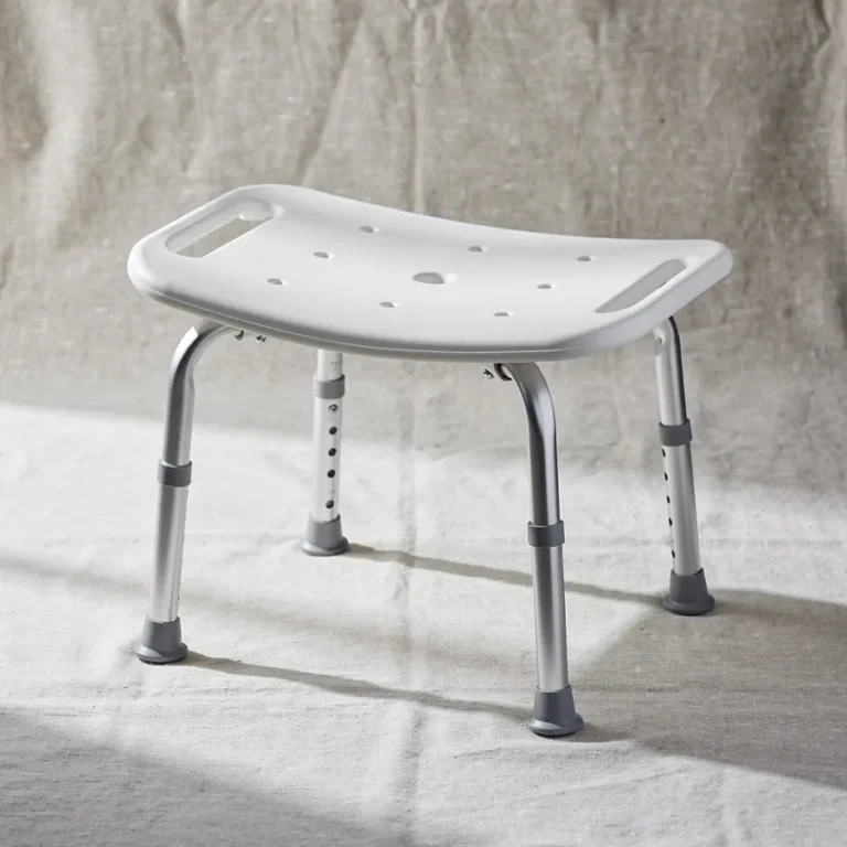 Tabouret de douche réglable